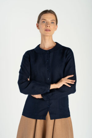 Classic – Linen Shirt with Peter Pan Collar