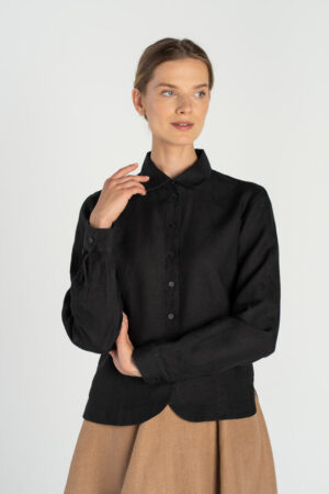 Frida – Linen Shirt with Sharp Collar